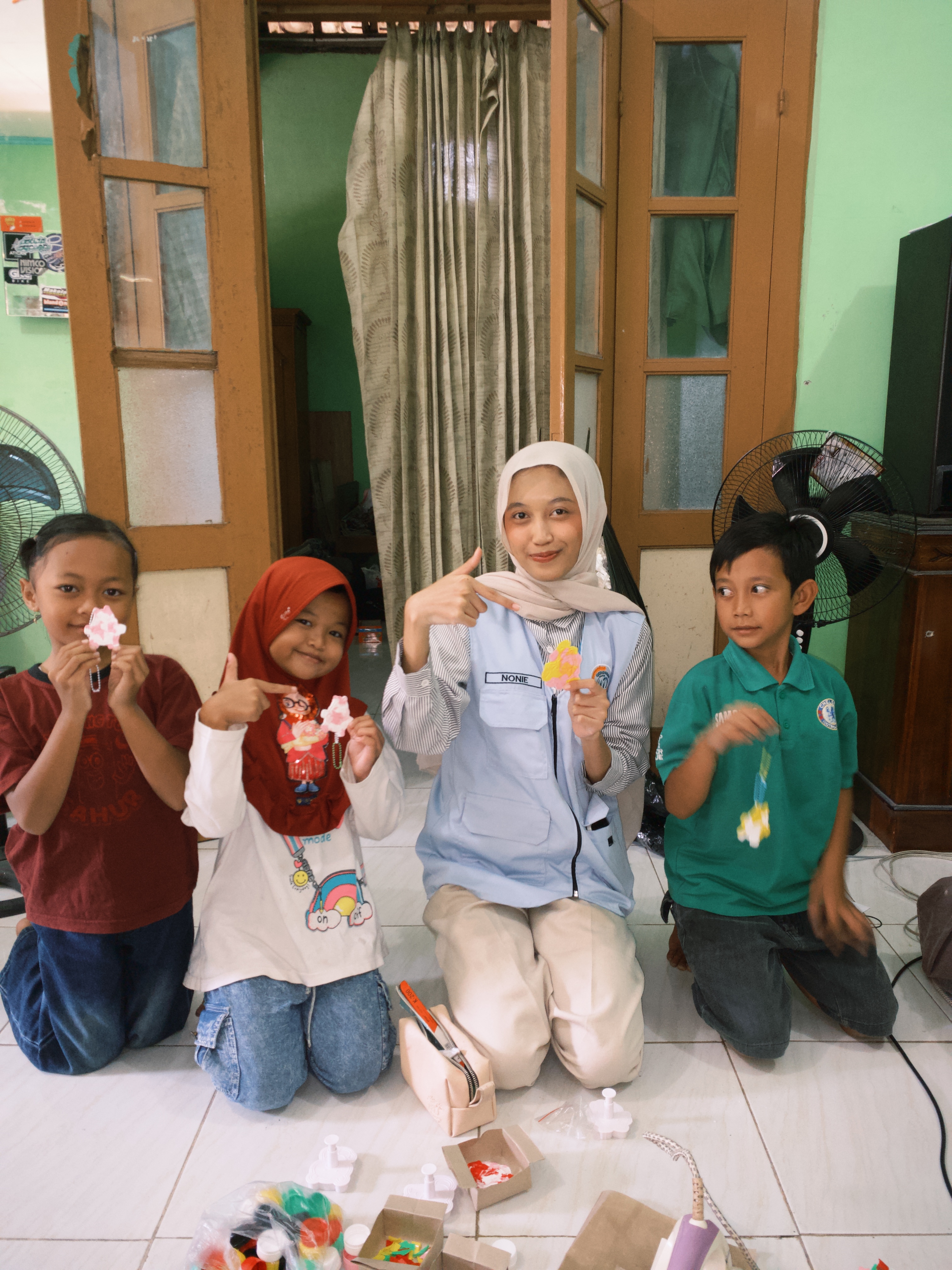 Kreasi Gantungan Kunci Bernilai Jual